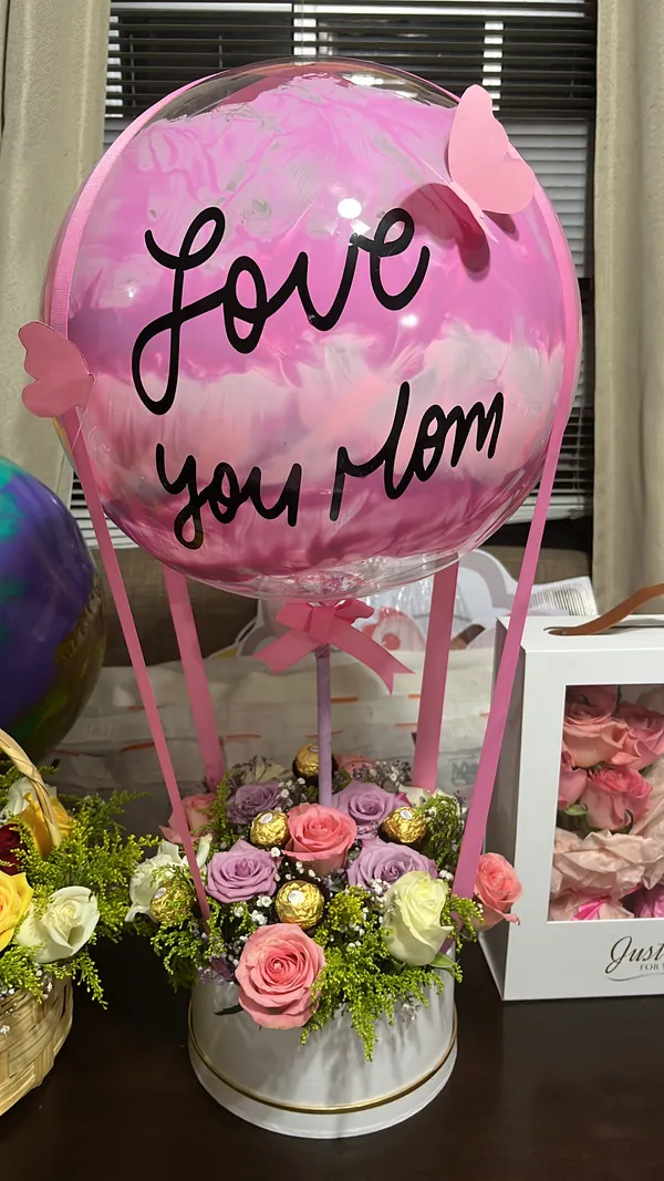 Flores y globos de Hip Hip Balloons