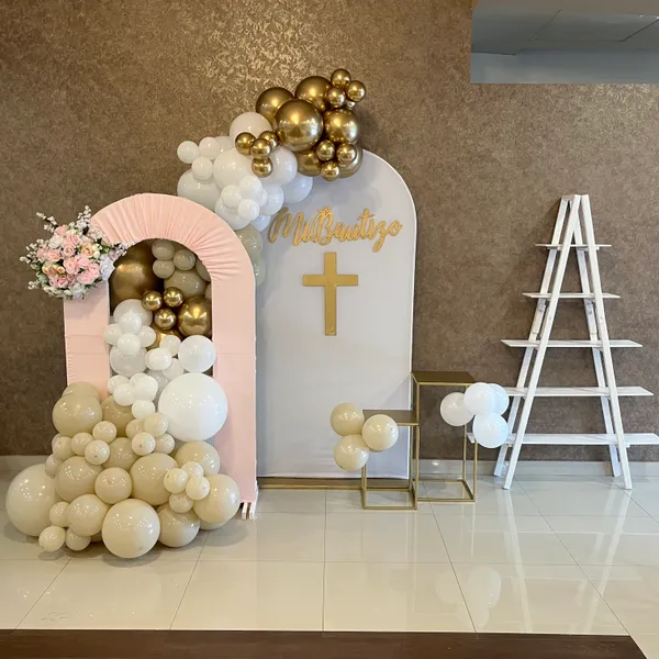 Mampara decorada de Hip Hip Balloons