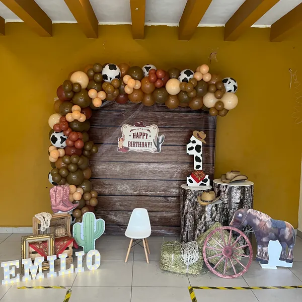 Portería decorada de Hip Hip Balloons