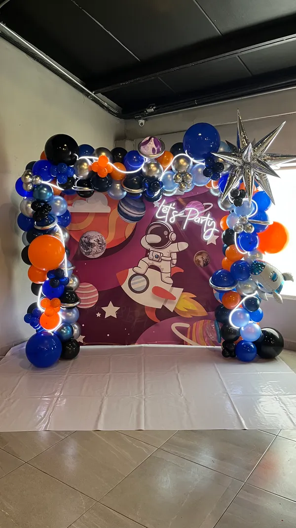 Portería decorada de Hip Hip Balloons